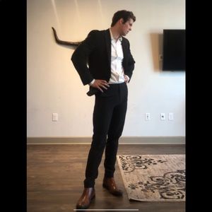 Meet your Posher, Cole